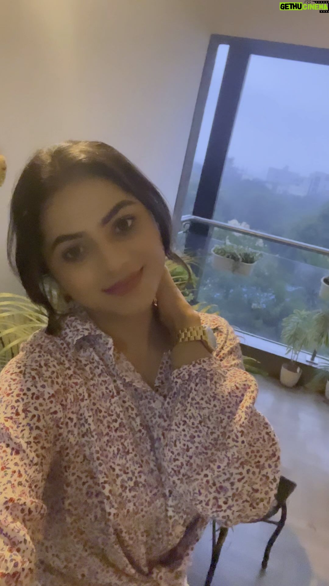 Delna Davis Instagram - Chennai dances in the November rain 🌧️ 🏡