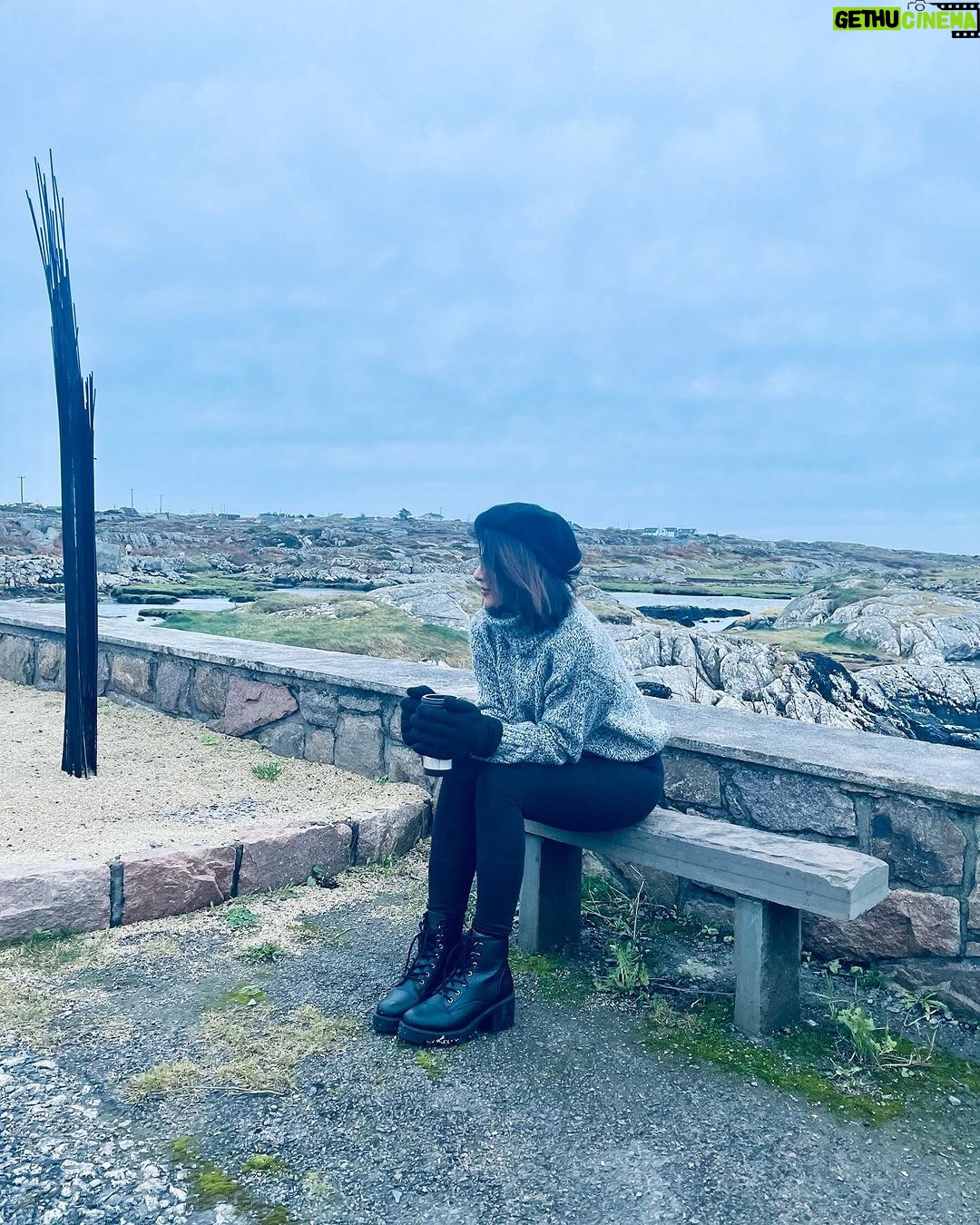 Delna Davis Instagram - ☕️ 🌊📜 ❄️ Coral Strand, Connemara