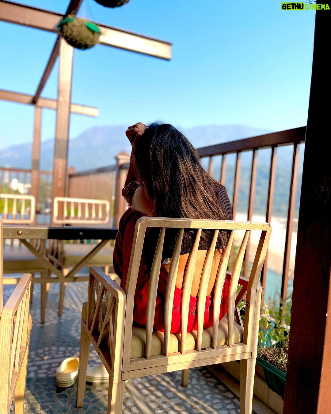 Delna Davis Instagram - . Rishikesh , Uttarkhand