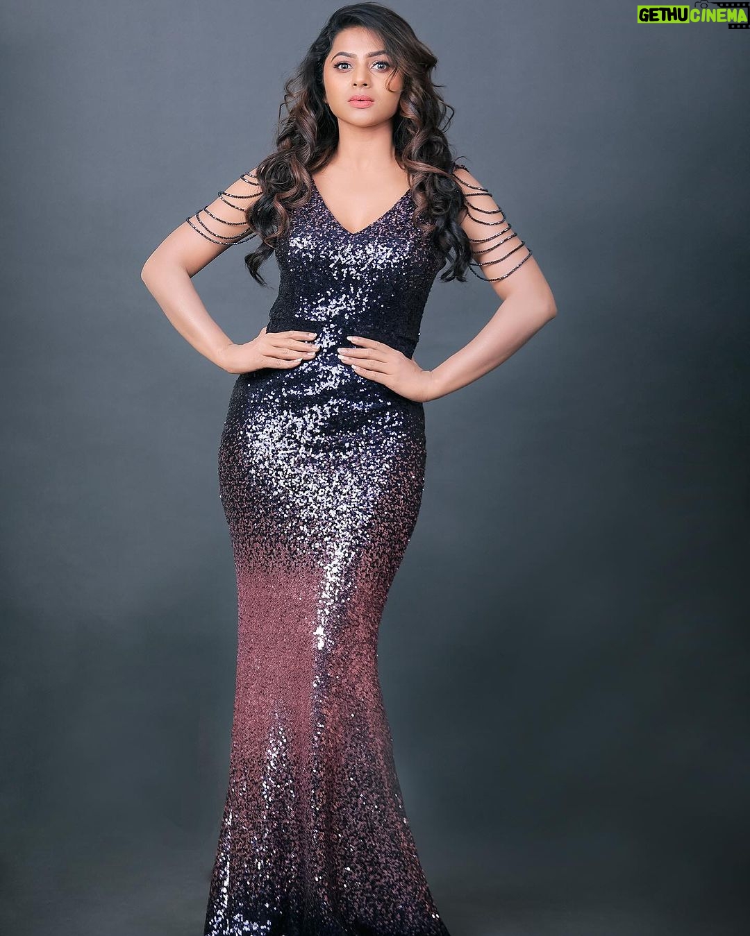 Delna Davis Instagram - Makeup @kalaiartistry . 📸 @dhanush__photography . Hairstylist @uma_rajesh_makeupartistry