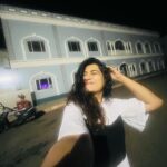 Denisha Ghumra Instagram – Literally had no one to capture, But i atleast wanted a memory of being here for my first Hindi Film 💫
.
God surely has his ways 🌸
.
#ramojifilmcity #ramojifilmcity🎬 #denishaghumra Ramoji Film City