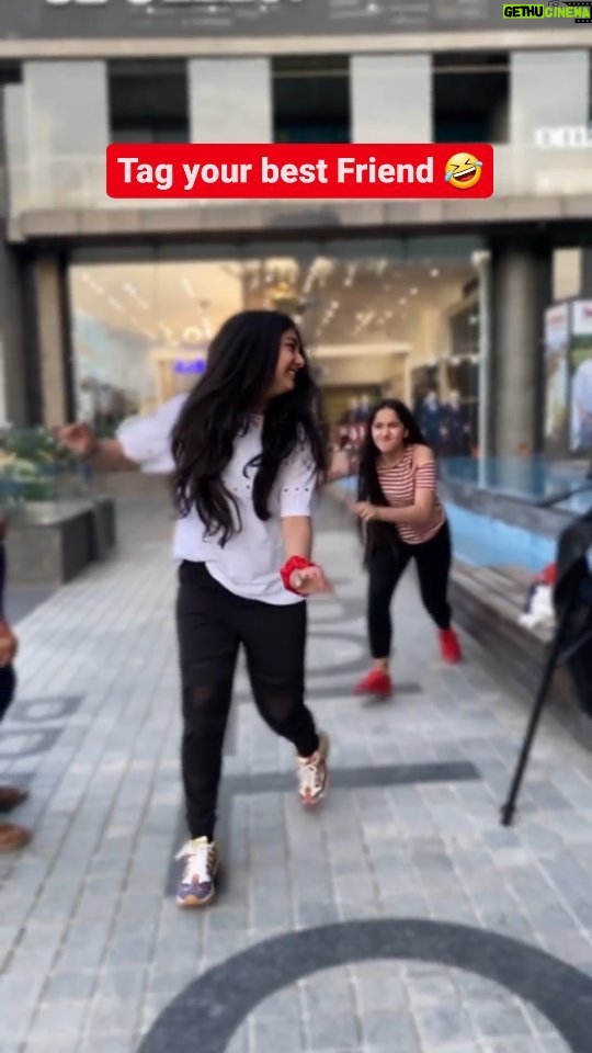 Deshna Dugad Instagram - Meri Zimmedari 😂 @deshnadugad5 ❤️✨️🥰 • • #feelitreelit #reelsinstagram #happyfriendshipday #bestfriends #funny #explorepage #fyp