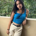 Deshna Dugad Instagram - I don't have a bad attitude; I have a strong personality.👸😇 . . #deshna #deshnadugad #captions #baddie #cool #look #blue #blueeyes #blue #coolook #swag
