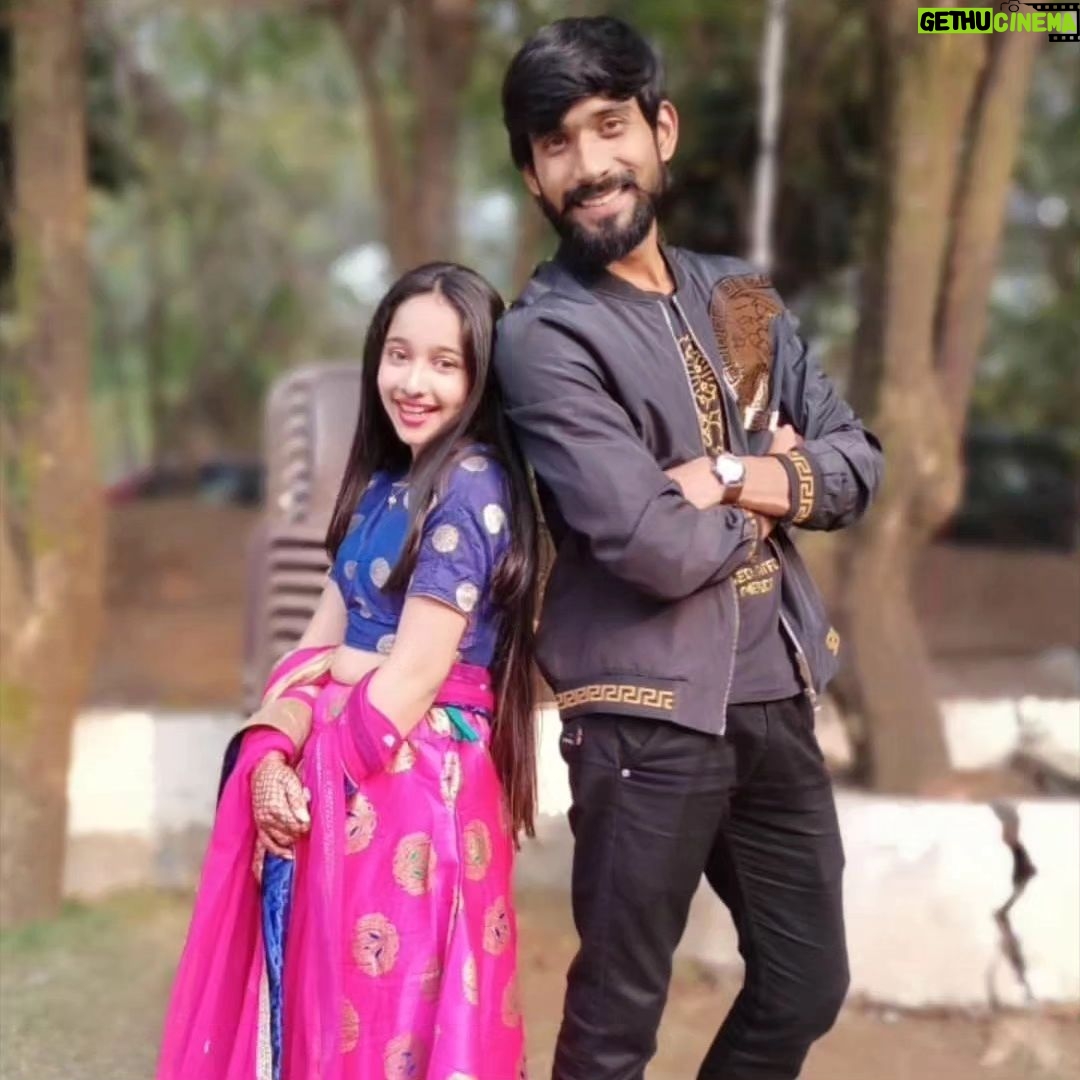 Deshna Dugad Instagram - Photo Khatam Ho sakte he ..Par yaade nhi ❤️ Happy Birthday my baccha ❤️ my daughter 💕 my partner 😻 my Motu 💞 Jada kuch nhi bolunga bs jaldi se aaja 😘😘 #happybirthday #deshnadugad #birthdaygirl #daughter #15 #year