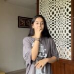 Deshna Dugad Instagram - Wasuppppp??!!!!!😋 . . #deshnadugad #deshna #newdancereel