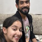Deshna Dugad Instagram - Shuffle karte karte ham shuffle ho gye🤪🫨 . . #deshna #deshnadugad #shuffledance #blooper