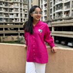 Deshna Dugad Instagram - Smile 😃, it confuses people 🩷💅 . . #deshna #deshnadugad