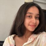 Deshna Dugad Instagram – Me n my random selfiesssssss🤳😂😍
.
.
#deshna #deshnadugad #selfies #newpost #postoftheday