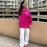 Deshna Dugad Instagram - Smile 😃, it confuses people 🩷💅 . . #deshna #deshnadugad