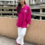 Deshna Dugad Instagram - Smile 😃, it confuses people 🩷💅 . . #deshna #deshnadugad