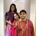 Deshna Dugad Instagram - Day 1 - Mehendi ,Mangal saad 🍃🧿❤️💅 . . #ssvivah #deshna #deshnadugad #bhaikishaadi #cousins