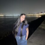 Deshna Dugad Instagram - 🌊🌊 . . #deshna #deshnadugad #marines Pc - @tirthjoisher 😀 Nariman Point