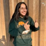 Deshna Dugad Instagram - 24/7 chaosss 😂😂🤣🥲 Pc - my mom ❤️ ( she clicks my most random photos ) Hoodie - @wakai.fashion . . #deshna #deshnadugad