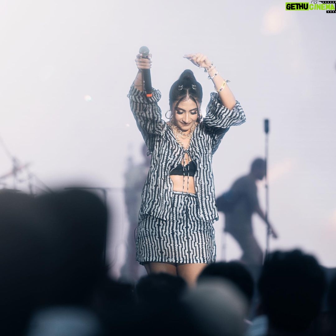 Dhanashree Verma Instagram - You’re so much stronger than you think you’re.🔥 DEBUTING MY INNER POP STAR IN REAL LIFE ✨🎤♥️ This is very special as I want to tell all my people that it’s definitely never too late to chase your dreams. Your hard work and never to give up attitude always pays off in most special ways. #BollywoodMusicProject2023 📸: @kishh.t @themediatronic My team for my perfect look ✨ Make up: @preetydhillon_mua Outfit @boutiquobysaachi Stylist @stylebysaachivj Hair: @hairbyswatitare14