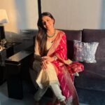 Dhanashree Verma Instagram - Our passion for lights, ladoos and love runs in the family ♥️ Happy diwali