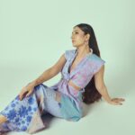Dhanashree Verma Instagram – Becoming the best version of yourself requires you to continuously edit your beliefs and to upgrade & expand your identity 🔥

📸: @anurag_kabburphotography 
MUA: @preetydhillon_mua 
Outfit: @zi.p__ by @payal_zinal
Earrings @rubans.in @oakpinionpr
Shoes @melissashoesindia @sallyruchi
Styled by: @sanchi.gupta011 
Hair: @hairbyswatitare14