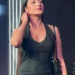 Dhanashree Verma Instagram – When you don’t have time to click any pictures but thanks to paparazzi and my @dhanashreefever_ for sharing these pictures 🚀♥️