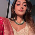 Dhanashree Verma Instagram - Our passion for lights, ladoos and love runs in the family ♥️ Happy diwali