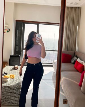 Dhvani Bhanushali Instagram - The last few days have been 💁🏻‍♀️

#photodump