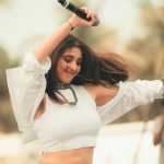 Dhvani Bhanushali Instagram - We got some moreee 💕 #holi Swipe ⬅️➡️ Aage peeche saare photo ache hain🙈