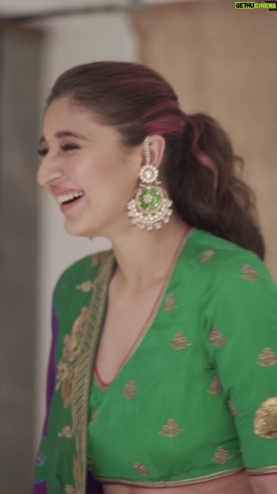 Dhvani Bhanushali Instagram - Paas Aao Na is a vibe✨ #1MinMusic #1MinMusicPopUp