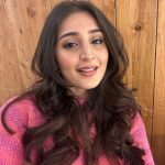 Dhvani Bhanushali Instagram - Hey dreamers, teaser out tomorrow 💕 💄- @sahithya.shetty #newsong