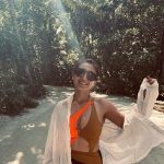 Dhvani Bhanushali Instagram - 🌊🧡