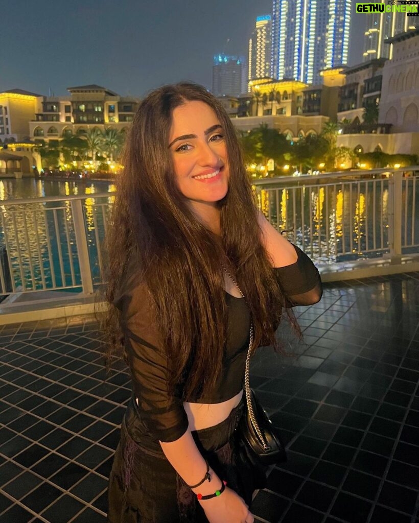 Diana Khan Instagram - Don’t look at the caption, Look at me 😛❤️ Downtown Dubai