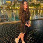Diana Khan Instagram - Happy Child 🙋🏻‍♀️🌺💫✨ Downtown Dubai