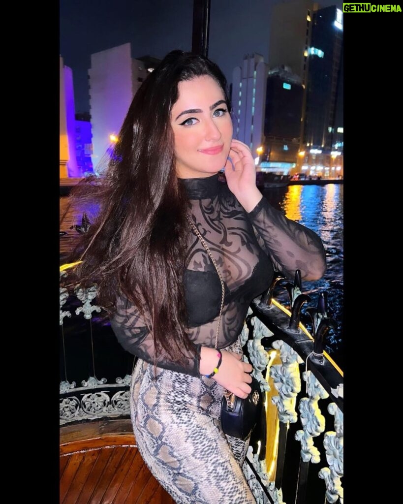 Diana Khan Instagram - You look like you just lost your breath 🤪😉 Dubai, United Arab Emiratesدبي