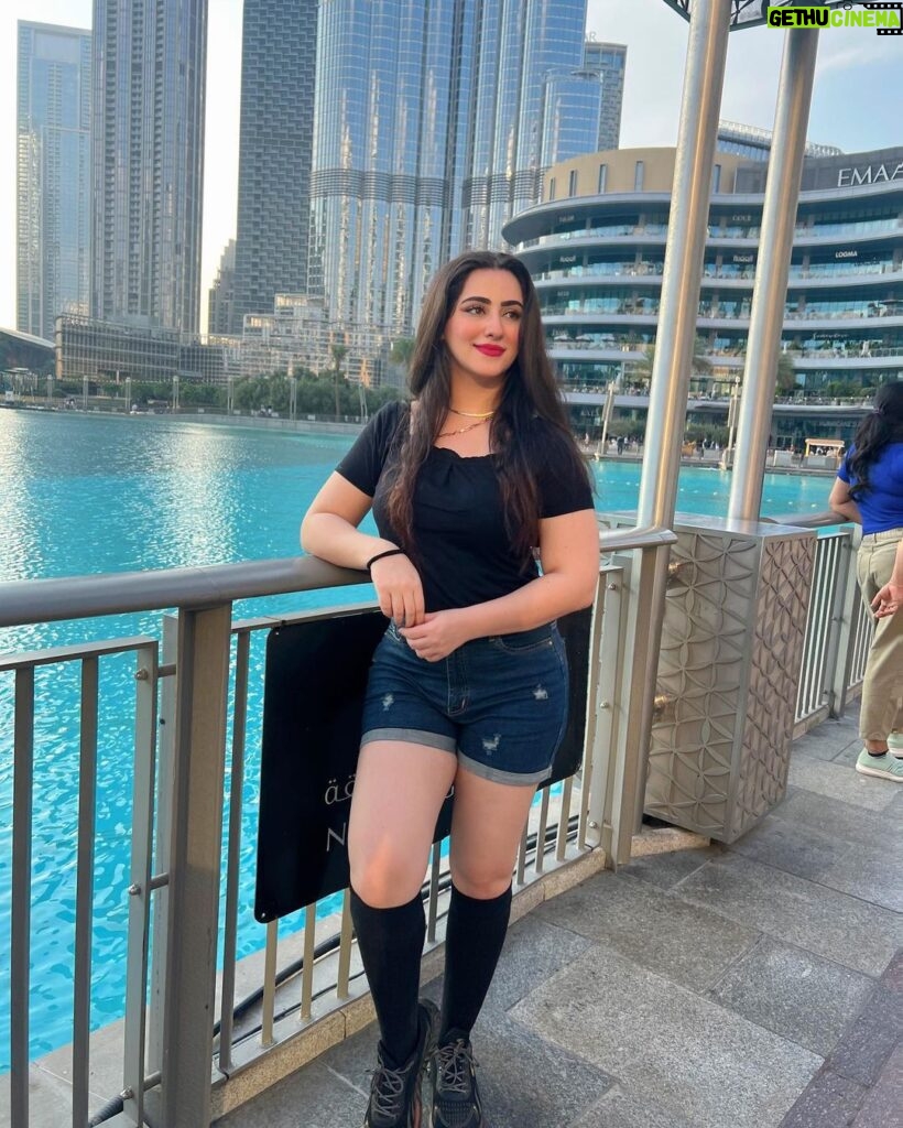Diana Khan Instagram - Habibti is back 😋🇦🇪 Dubai, United Arab Emirates