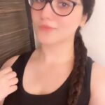 Diana Khan Instagram - Knock knock ✊😈 #viral #foryou #explore #explorepage #instagram #instagood #instareels #reels #reelsinstagram #reelitfeelit
