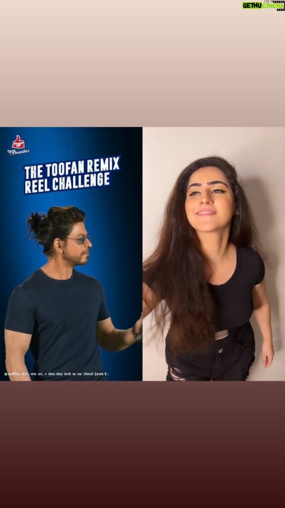 Diana Khan Instagram - Ab Har Sip Mein Toofan! Grab a ThumsUp bottle from @iamsrk, take a sip and say Toofan. Share your Toofani moves to win some awesome merchandise! #ThumsUpStrong #PaidPromotion @thumsupofficial @iamsrk