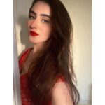 Diana Khan Instagram – 👄✨🌟