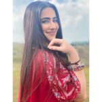 Diana Khan Instagram - Dekho magar pyaar se 😉☺️ Kashmir