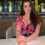 Diana Khan Instagram - You start this fire, The way you look at me, Takes me higher🇦🇪💘🚀 Iran Zamin Restaurant Down Town