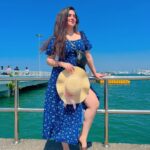 Diana Khan Instagram - Tu ibadat hai, tu hi hai mazhab 🌸 #pattayathailand #koralisland 🇹🇭 Koral Irleland Pattaya