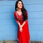 Diana Khan Instagram - Jummah mubarak ✨