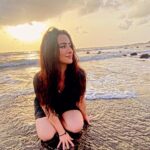 Diana Khan Instagram - Toh phir aao….