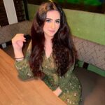 Diana Khan Instagram - Brown eyes that loved without a trace of fear🖤 The Terrace