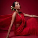 Diipa Khosla Instagram - “I paint flowers so they will not die” - Frida Khalo Back to Bombay and immediately at the @entrepreneurind @entrepreneur awards. Thank you for the honour! What a night! Thank you, thank you, thank you for “International Influencer of the year” 🏆 Also, does anything ever truly beat a red sari & flowers? ❤️🌺🌹 Team team team (would be nothing without you guys) Wearing @itrhoffical Styled by: @tryagaintoobad @styled_by_meera Styling team: @radhika__palange @jharna.art Jewellery: @amamajewels Footwear: @charleskeithoffical Glam: @suprabha_jadhav Hair @rakshandairanimakeupandhair Location @wedostudio.mumbai Shot by: @picture_tailor @that_cameraguyy Mumbai, Maharashtra