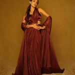 Diipa Khosla Instagram - Turned into a Desi Elf for @bof x @beautyandyouawards x @niv_elc 🧝‍♀️🤎 Credits: Custom made look by @ekayabanaras @palakshah Jewels @amrapalijewels Shot by @mourya HMU by @rakshandairanimakeupandhair Beauty Assist @fauziya_glamup Location @wedostudio.mumbai Mumbai, Maharashtra
