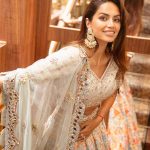 Diipa Khosla Instagram - From the UK to India… @aashniandco is now in mumbai😍🤌🏽 Had to pop in - try some of their pieces and experience the Aashni & Co world, just in time for the festive season ✨ #AashniKalaghoda #AashniLondon #AashniOnline
