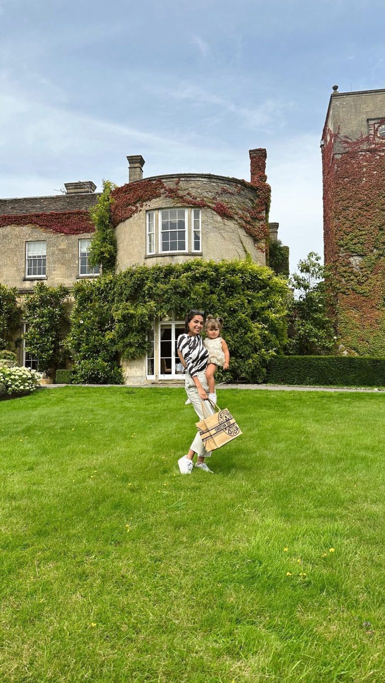 Diipa Khosla Instagram - You cannot stop @duabuller of having a good time at the @lucknam_park in the Cotswolds 😍🍃