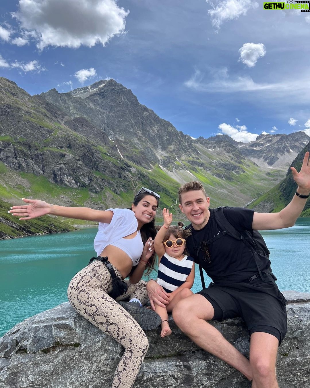 Diipa Khosla Instagram - From @chalet.bella with love 💌 A postcard from our holidays in the alps ⛰️☀️🌳🥾