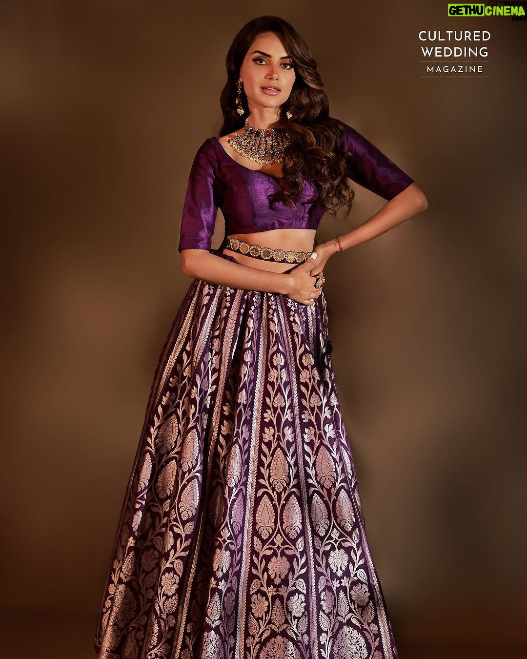 Diipa Khosla Instagram - With a devout patronage within the South Asian community, @diipakhosla has earned her spot in the global creator ecosystem. She's earned not just multiple 'Influencer Of The Year' titles for her unique fashion and beauty content, but she's also helming super successful ventures such as @post.for.change and @indewild whilst playing the part of a doting mother, daughter and wife to full perfection. Our July cover girl is definitely worth all the brownie points! Managing Editor: @yadav_manjeet Business Head: @divyanijain1925 Photographer: @amitkhannaphotography Stylist: @juhi.ali HMU: @melwanishweta Location: @wedostudio.mumbai Videographer: @chalchitrakar Artist's Publicity : @dreamnhustlemedia Co-ordinated by: @nadiiaamalik Look 1 Outfit: @bindaniofficial Jewellery: @pooja_diamond Look 2 Outfit: @bydivyaaggarwal Jewellery: @raniwala1881 Bag: @sheen_byharsheenarneja Look 3 Outfit: @anjanabohra_official Jewellery: @raniwala1881 Look 4 Outfit: @maisolos.world @aaayeshamehta Jewellery: @raniwala1881 Look 5 Outfit: @vasansi_jaipur Jewellery: @starjewellery.india #DiipaKhosla #CulturedWedding #TimelessBeauty
