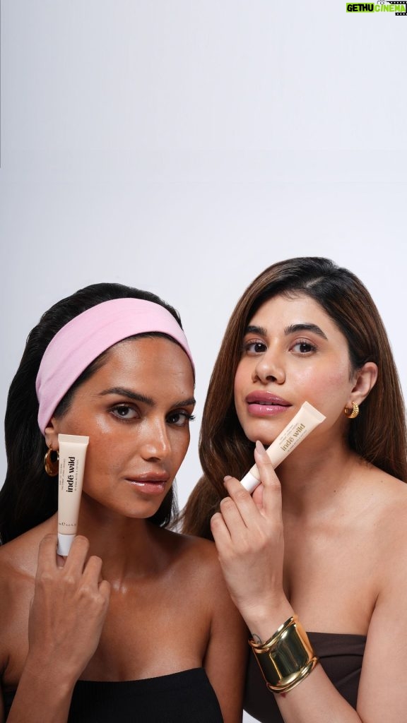 Diipa Khosla Instagram - A collaboration that was just waiting to happen… When @diipakhosla sent @malvikasitlaniofficial our new dewy lip treatments to try her exact words were “Dude, this formula is incredible!!”🥰💗 & in that moment we knew there was no one better than @malvikasitlaniofficial to launch this baby with us in india 🇮🇳 So, here we are 5 tubes, many conversations and one photoshoot later, waiting for TOMORROWS LAUNCH 😱😱 ⏰ Dewy Lip Treatment launching: 🗓8TH DECEMBER AT 6PM IST