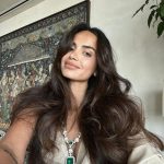 Diipa Khosla Instagram - Elevating my hair game for the wedding season with this special edition @dyson_india air wrap! A voluminous hairdo just makes everything better. #DysonIndia #DysonHair #DysonAirWrap #DysonFestiveStyling #Gifted ⁩