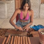 Dimpi Sanghvi Instagram - Rolling a Cuban Cigar #bucketlist #havana #dimpitraveldiaries #cuba #travelinfluencer #indiantravelinfluencer #cubancigars #cubancigar #cubanlife #dimpisanghvi
