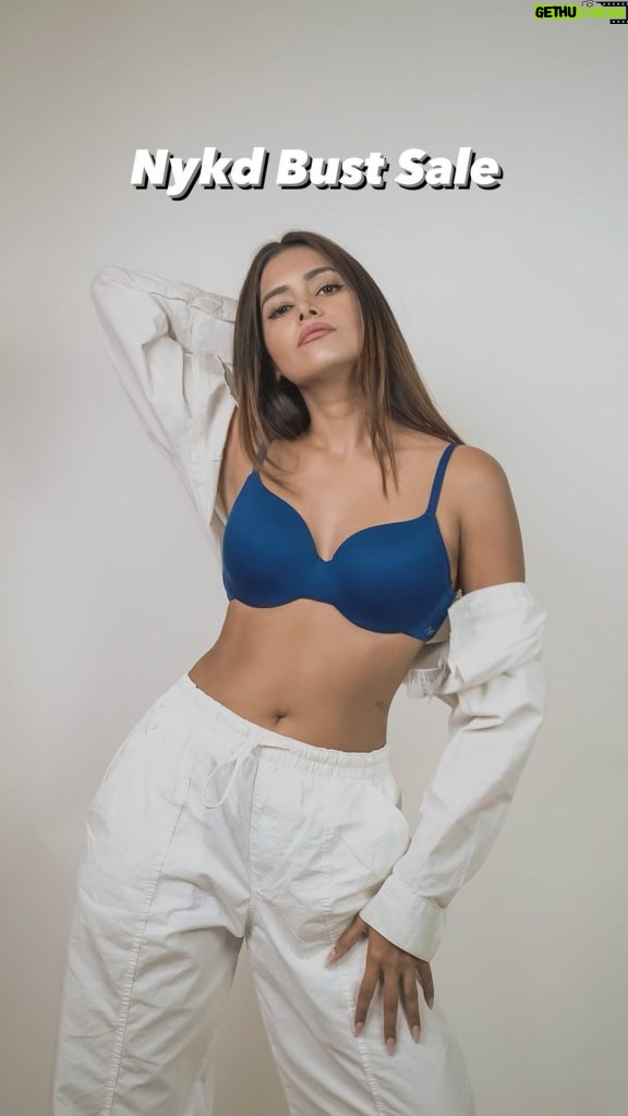 Dimpi Sanghvi Instagram - @nykdbynykaa Bust Sale is now live 💙 They have so many different styles of lingerie for all body types & every occasion. Here are some of my favourite styles - Strapless bra  Everyday t-shirt bra  Pretty lace bra  Lounge slip-on bra  The seamless bra Go make the most of the Nykd Bust Sale & get your hands on these cool styles. #NykdbyNykaa #NykdBustSale #NykaaLingerieSale #OnceInAYearBustSale #NykdAllDay #NykdCircle #DimpiSanghvi #Ad